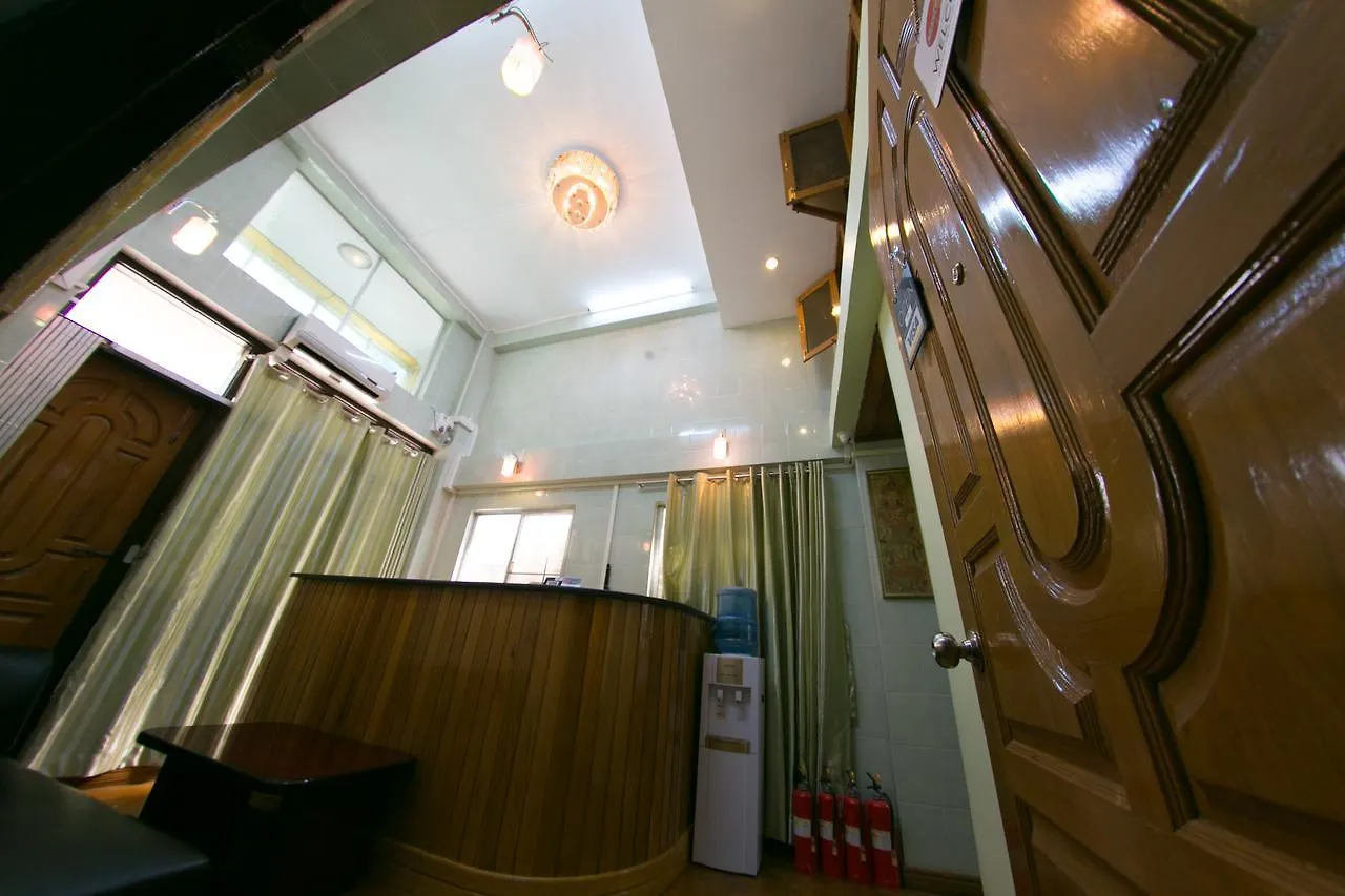 My Inn @ U Chit Maung - Burmese Only Yangon